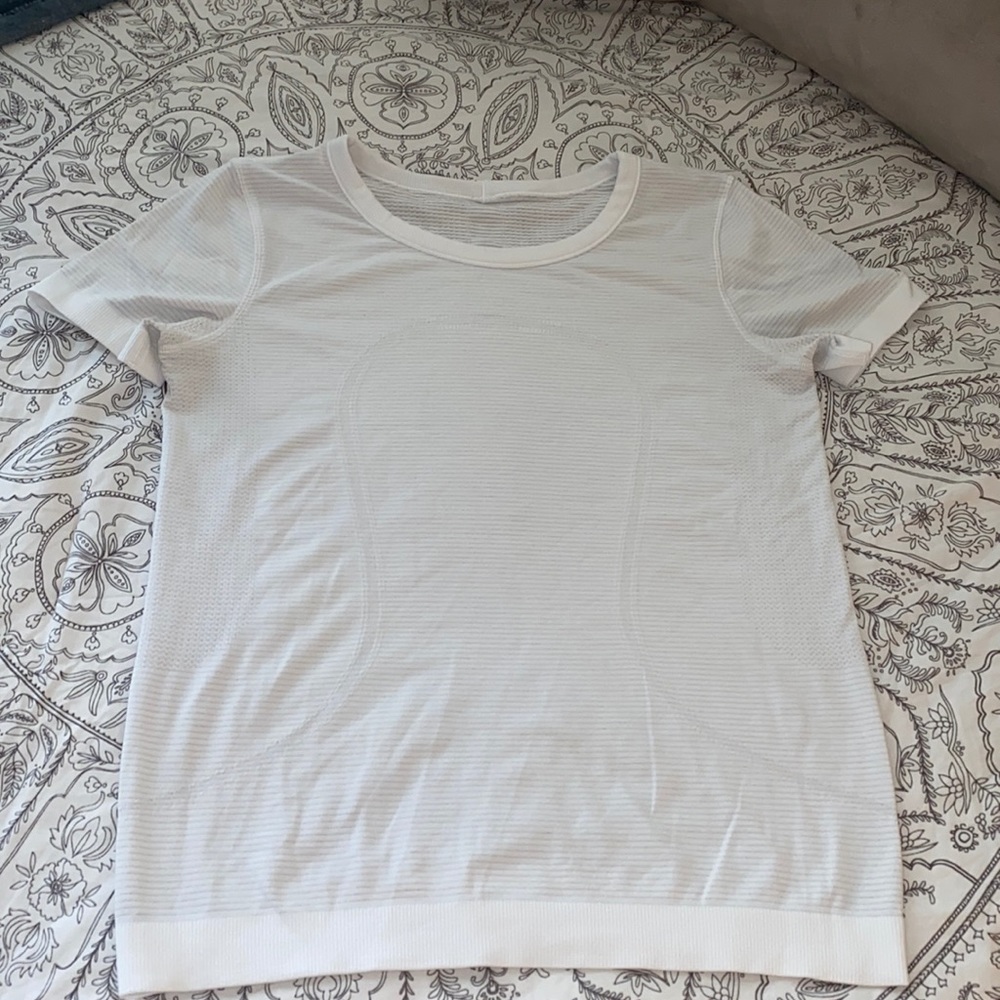 Lululemon white swiftly breezy tech
